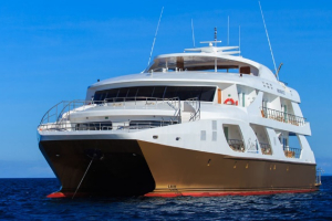 ELITE GALAPAGOS CRUISE