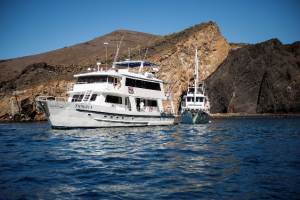 FRAGATA GALAPAGOS YACHT